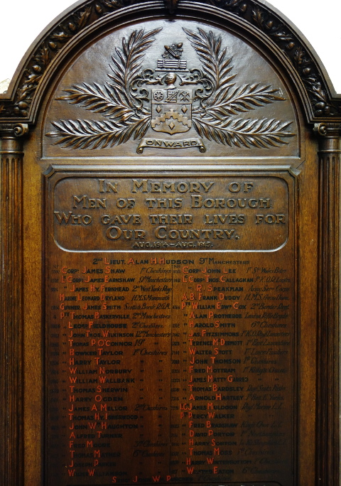 A close-up of part of the 1914 to 1915 panel.